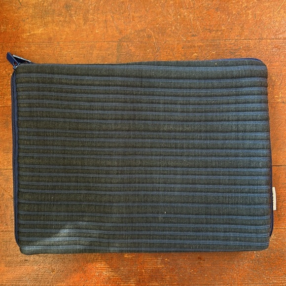 Kvadrat Febrik laptop/ipad Bag - Picture 2 of 3